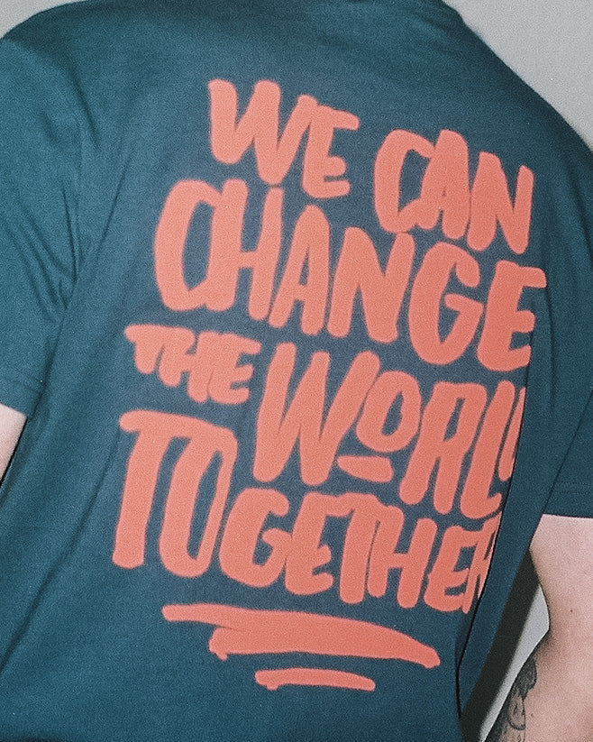 CHANGE THE WORLD TEE NAVY